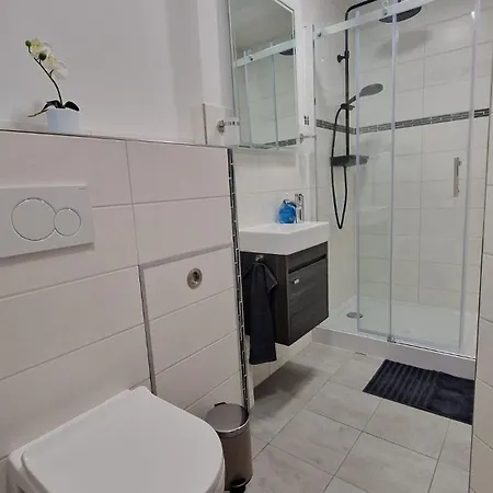 Ferienwohnung Oder Studio Dresden-Neustadt Inkl Parkplatz Mit Balkon Oder Terrasse Room photo