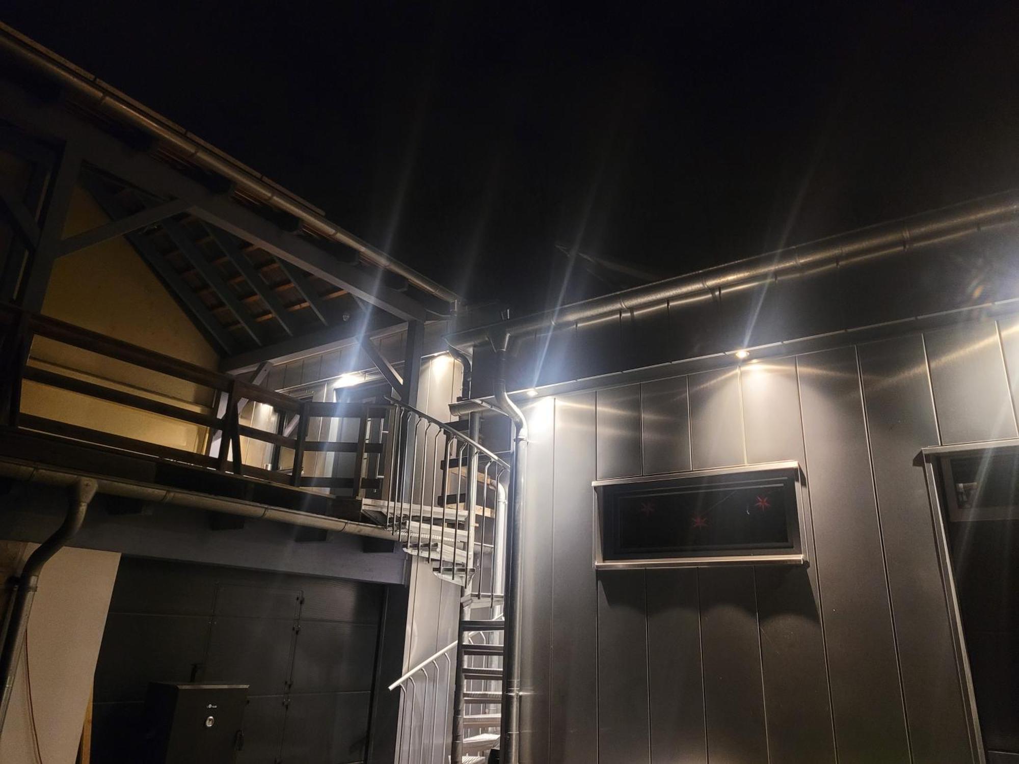 Appartamento Oder Dresden-neustadt Inkl Parkplatz Mit Balkon Oder Terrasse