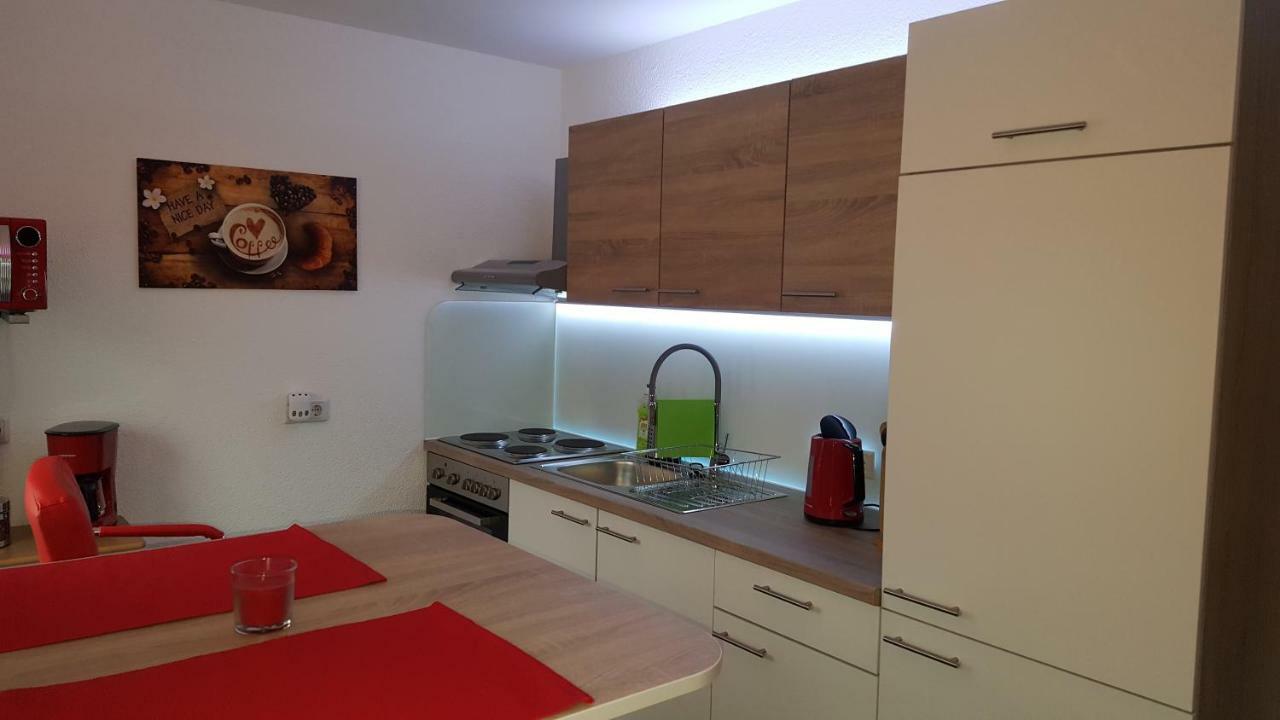 Oder Dresden-neustadt Inkl Parkplatz Mit Balkon Oder Terrasse Dresda