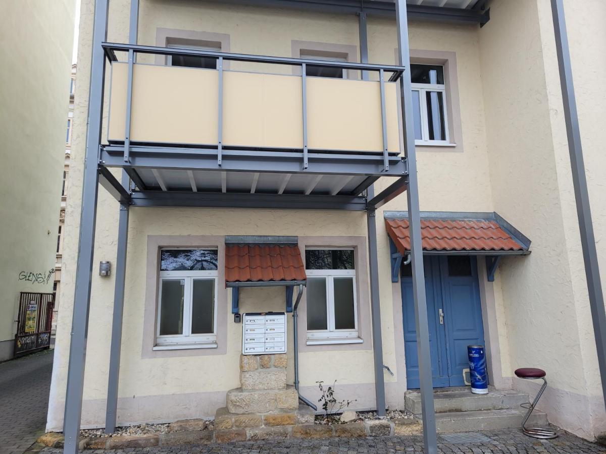 Oder Dresden-neustadt Inkl Parkplatz Mit Balkon Oder Terrasse