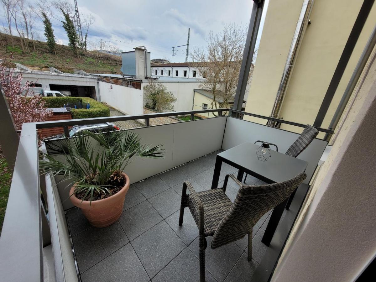 Oder Dresden-neustadt Inkl Parkplatz Mit Balkon Oder Terrasse Apartment