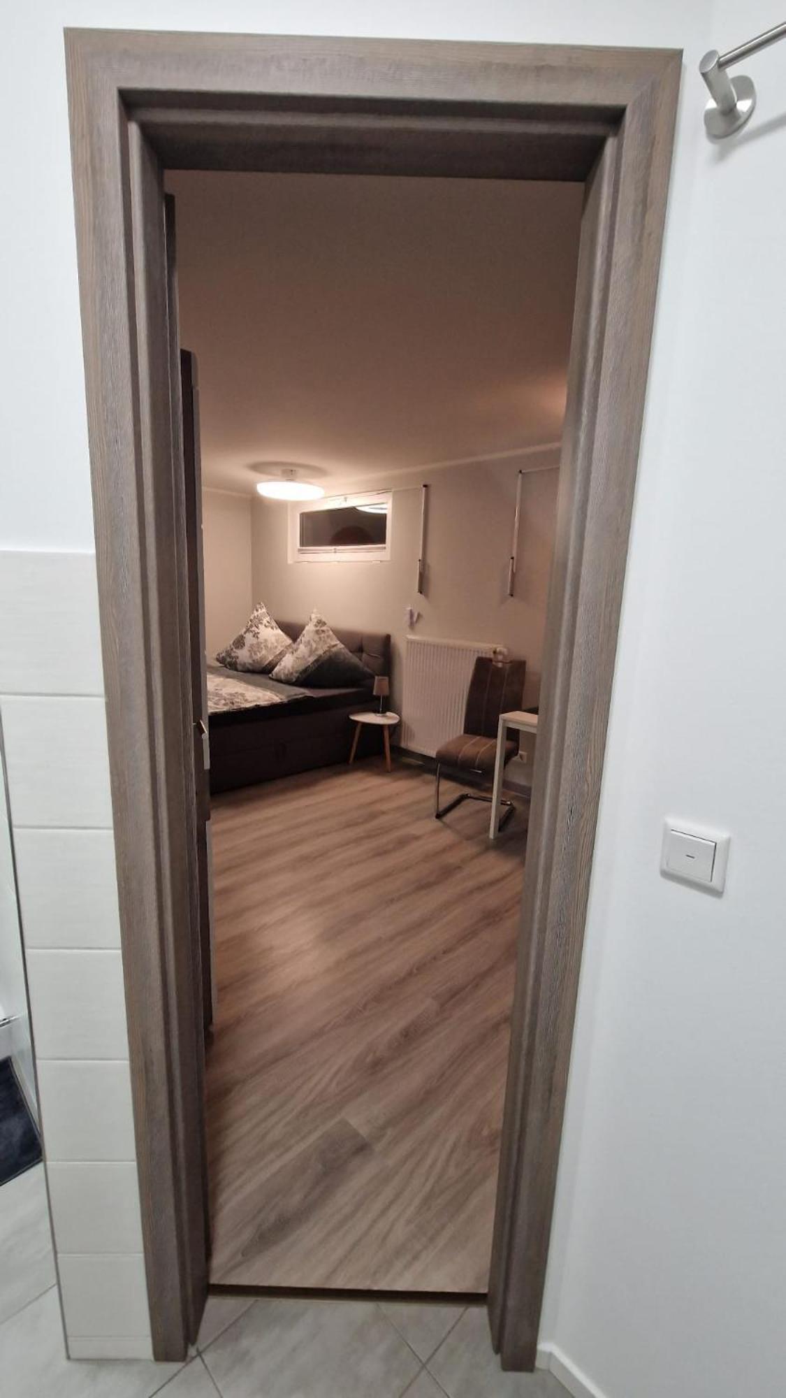 Apartment Oder Dresden-neustadt Inkl Parkplatz Mit Balkon Oder Terrasse